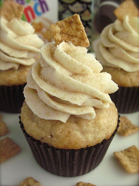 Cinnamon Toast Crunch Cupcakes